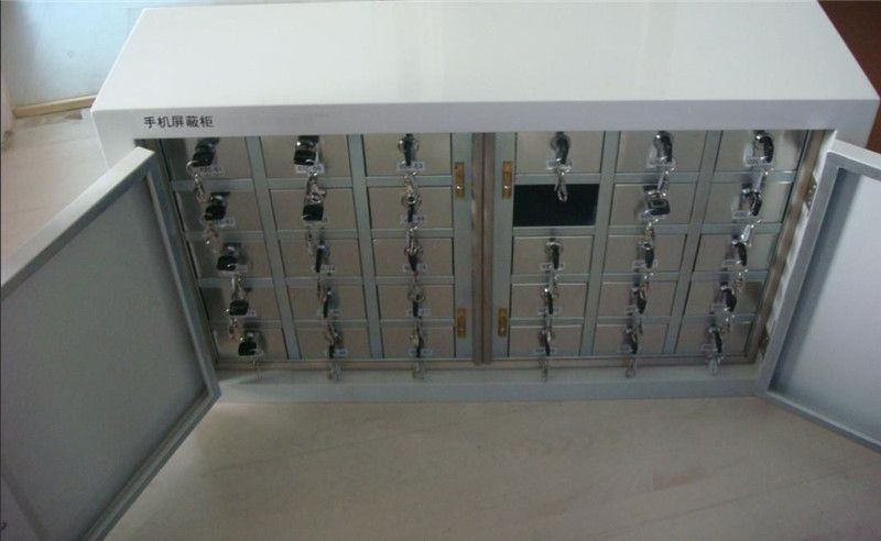 手機(jī)屏蔽柜在選購(gòu)的時(shí)候需要注意什么？